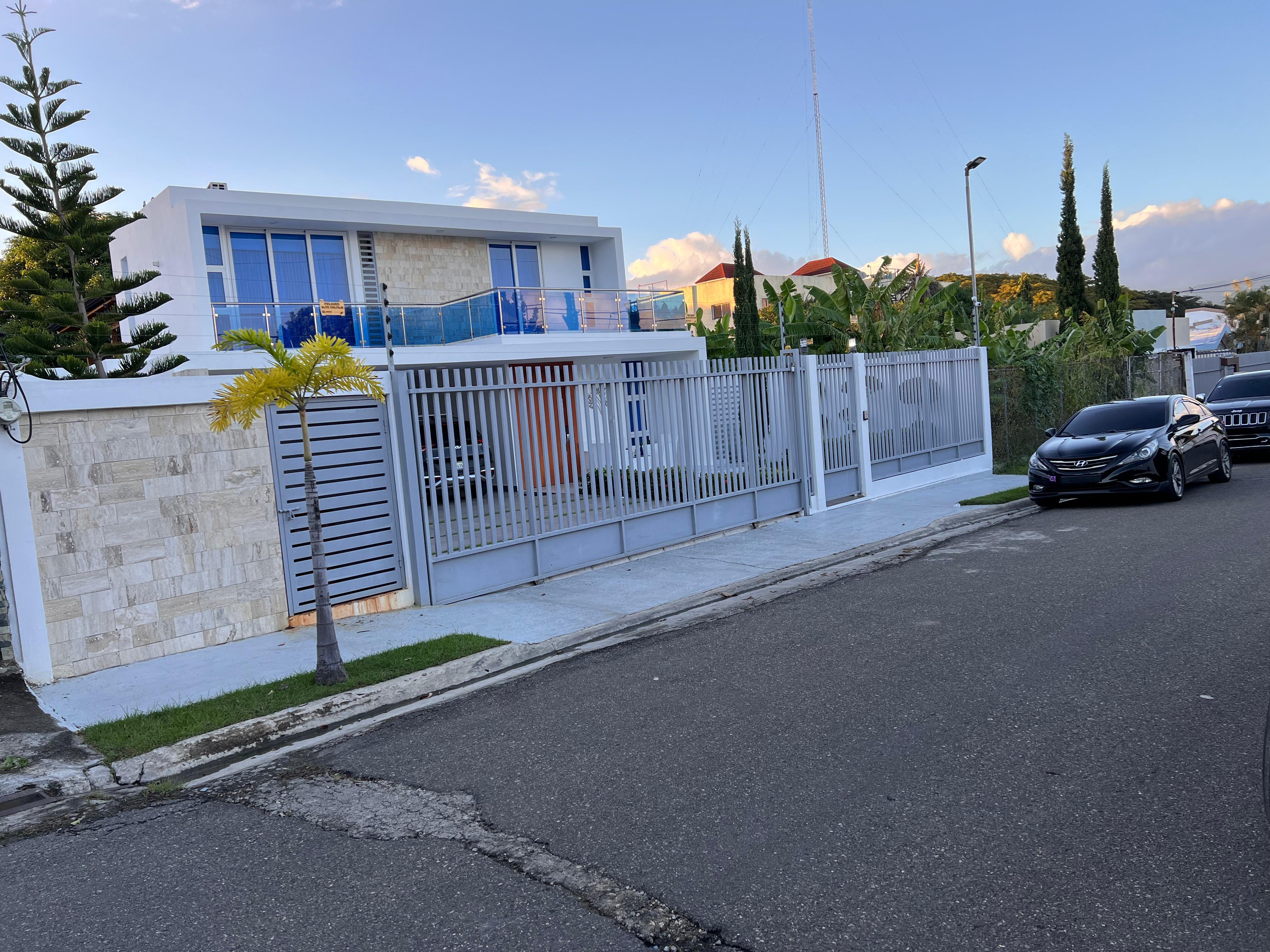 casas - CASA EN VENTA EN CERROS DR GURABO, SANTIAGO 