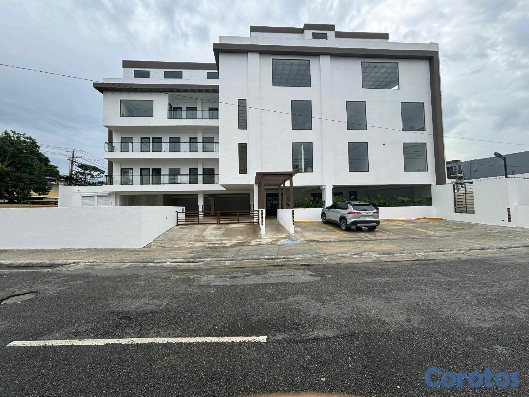 oficinas y locales comerciales - Local de oportunidad en miraflores 11