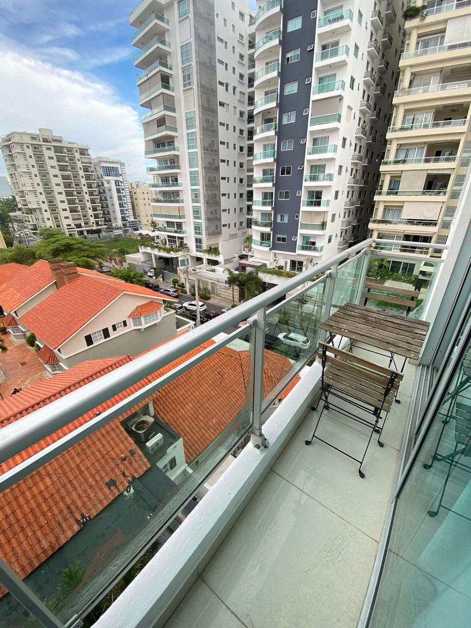 apartamentos - Alquilo Apartamento Amueblado en Piantini w 