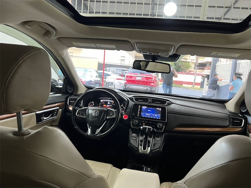jeepetas y camionetas - HONDA CRV TOURING AÑO 2018 VERSIÓN  AMERICANA  9