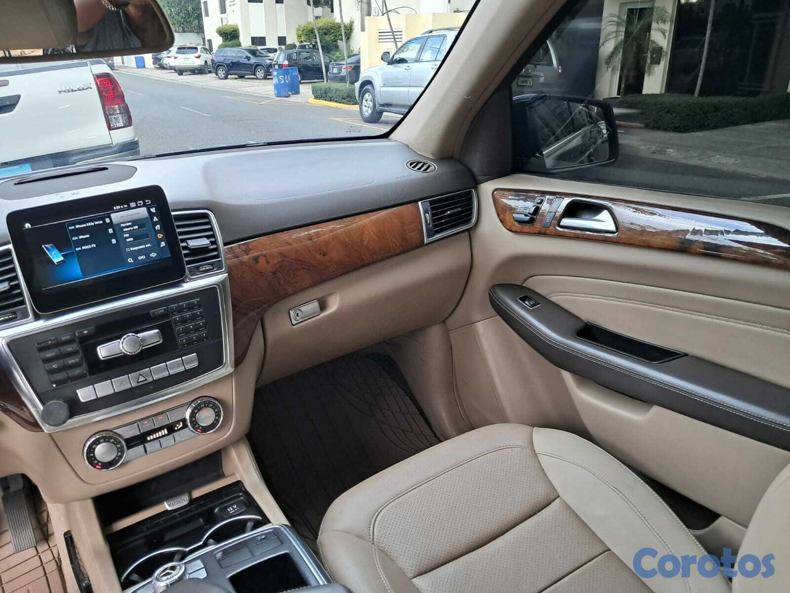 jeepetas y camionetas - jep. mercedes benz ml300 como nueva nueva, hermosa bien cuidada año 2013 1