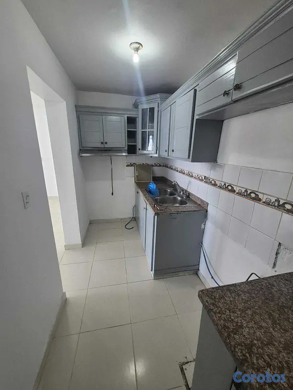 apartamentos - Apartamento en venta: km 7 y medio independencia.  8