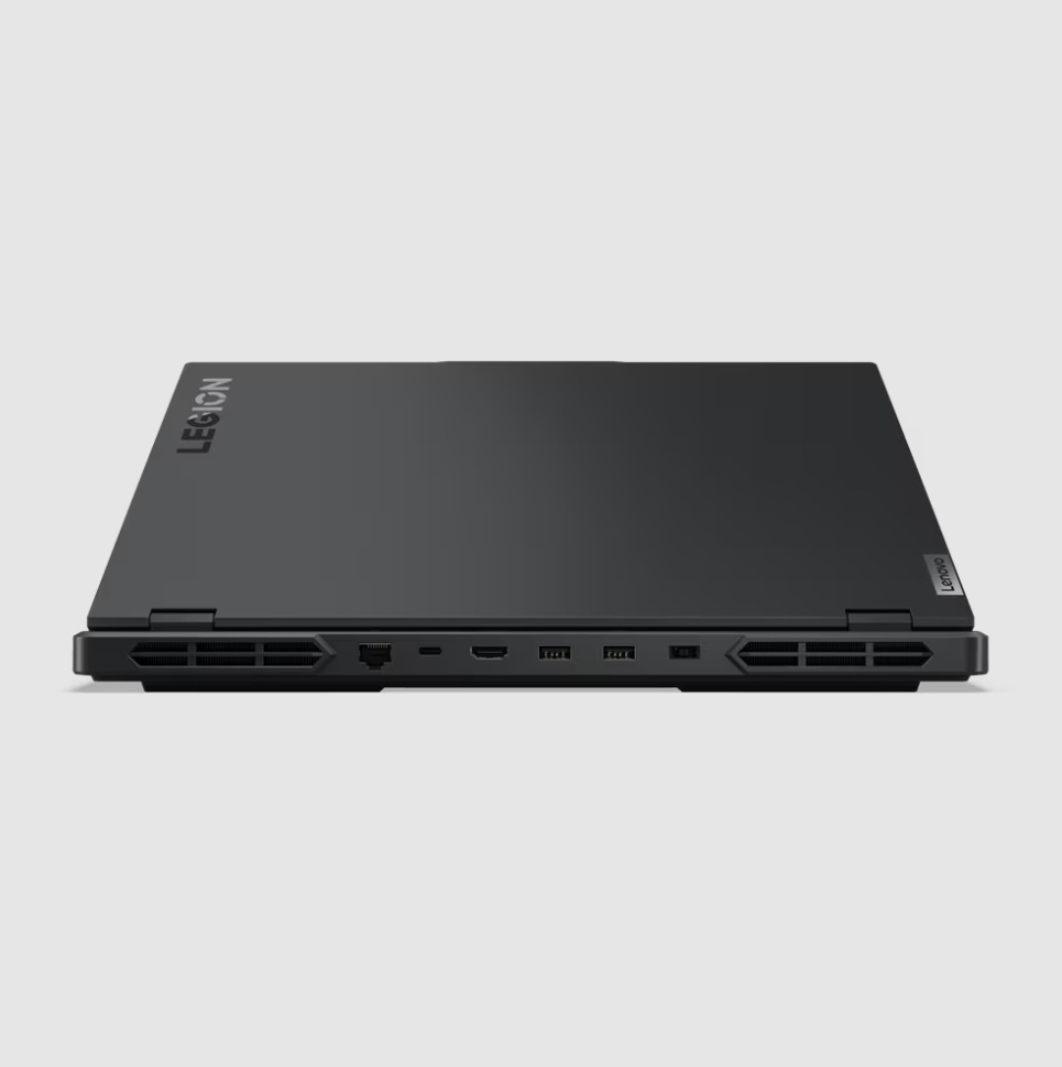 computadoras y laptops - PC Laptop Lenovo Legion PRO 5 R7 i7|16GB RAM| 1TB| RTX4070 Sellada RD$ 84,500 NE 2