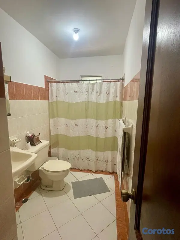 apartamentos - Disponible 4to piso en Las Acacias 3