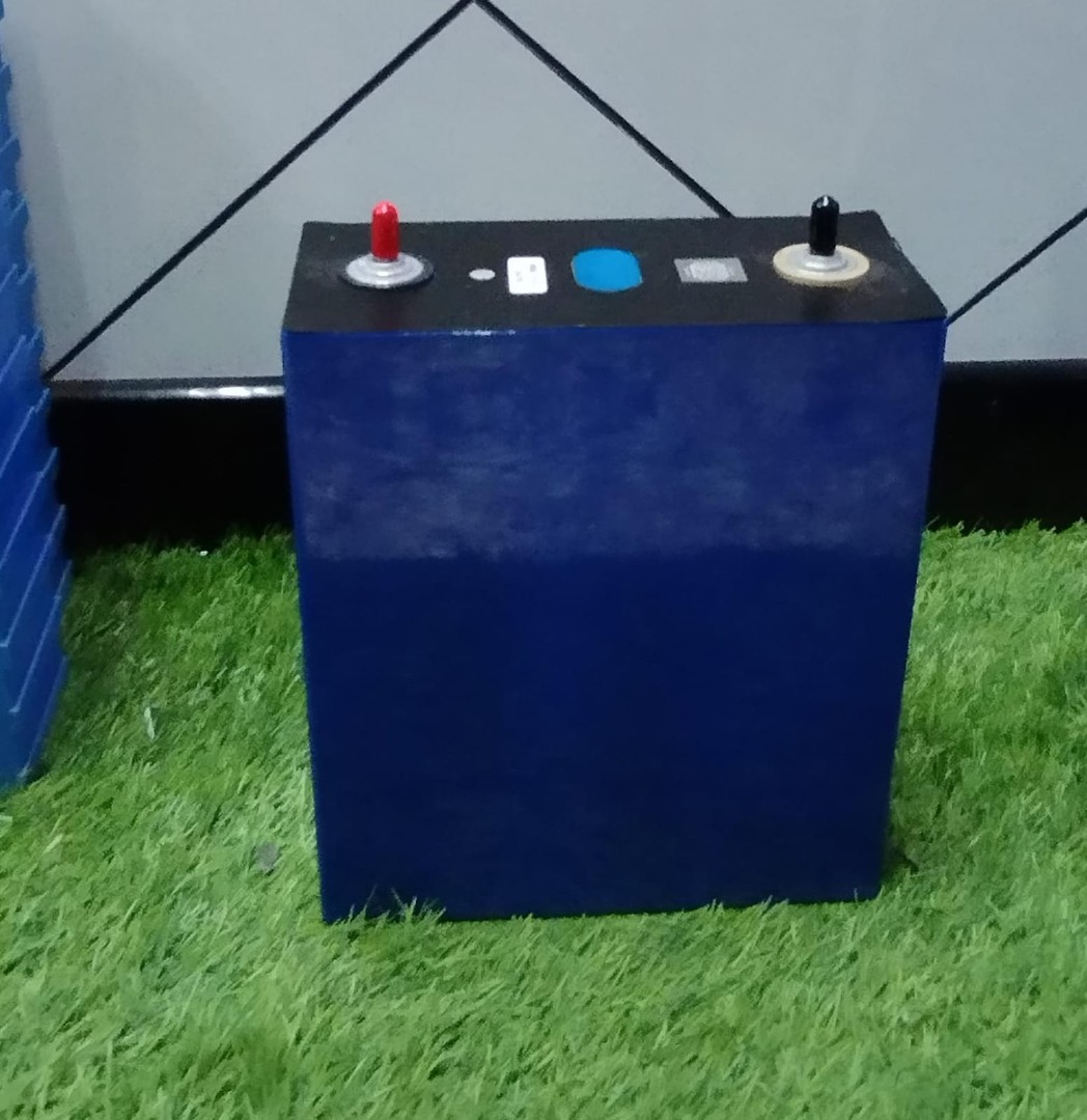plantas e inversores - Baterias De Littio 200A 1