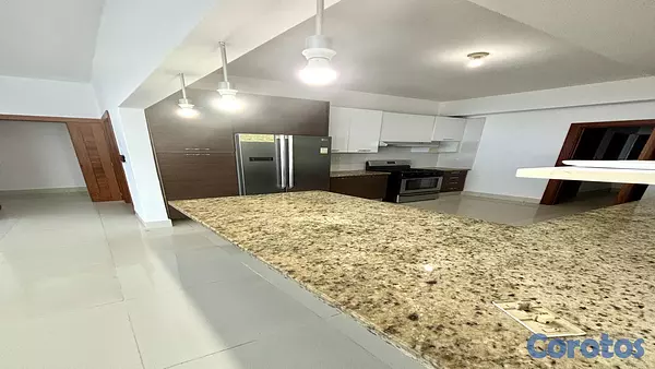 apartamentos - Alquiler de Apartamento de 3 Habitaciones (Linea blanca) Av. Sarasota. 4