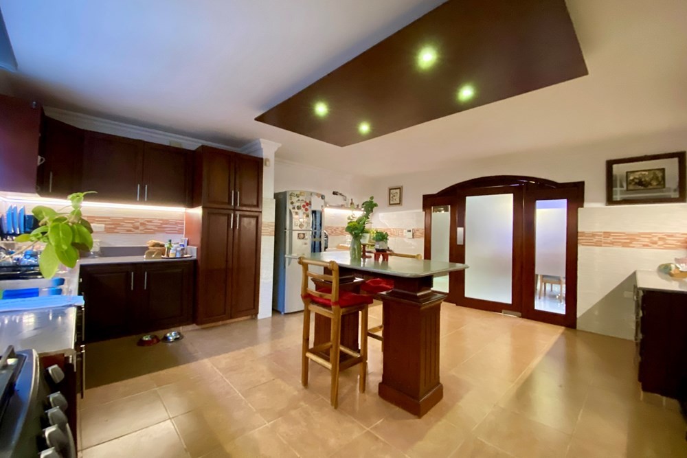 casas - Vendo Casa en Arroyo Hondo Viejo de 625 mts  1