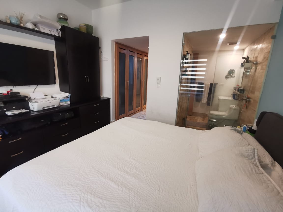 apartamentos - VENDO APARTAMENTO, SIN MUEBLES EN ZONA EXCLUSIVA 4