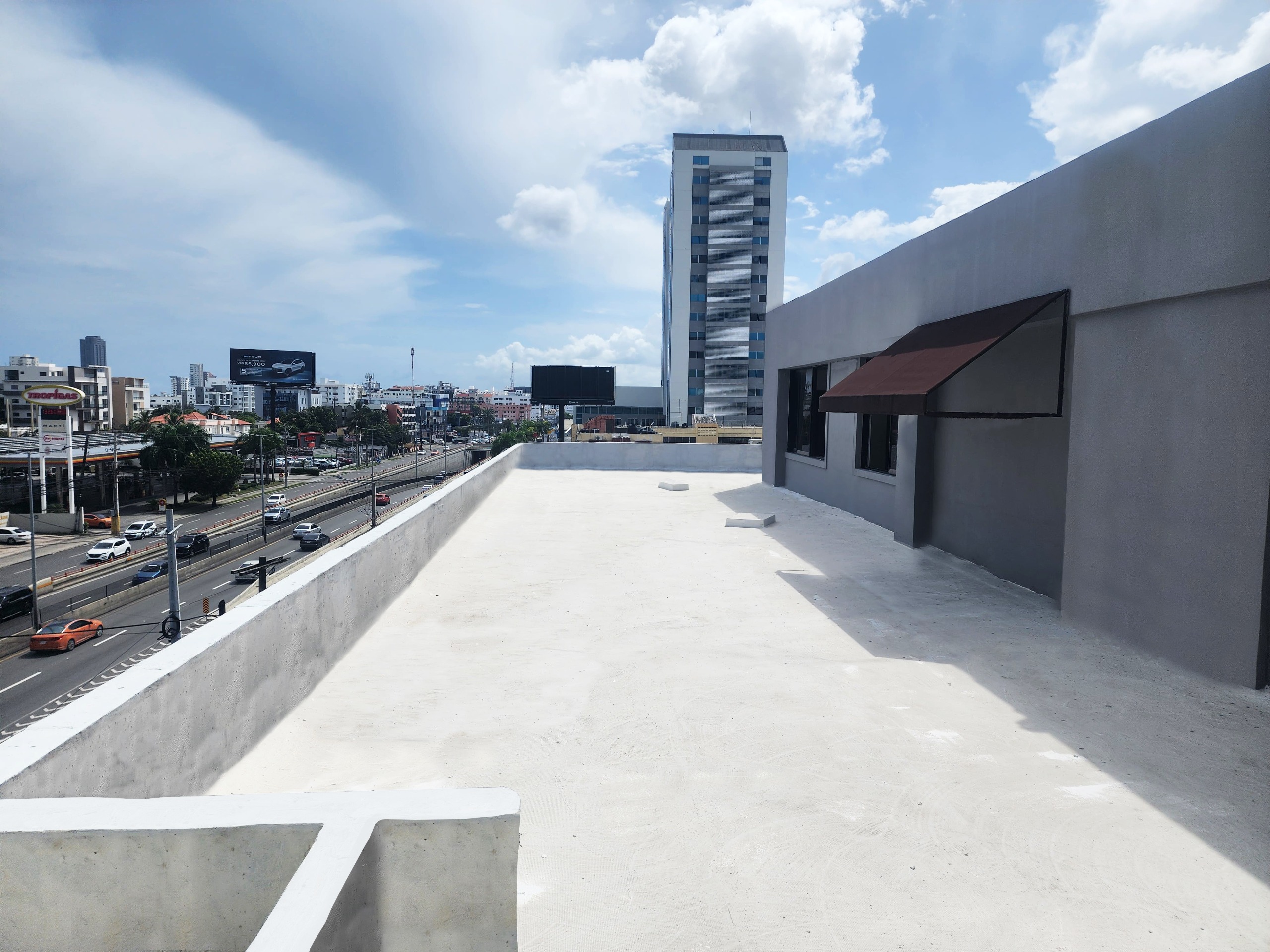 oficinas y locales comerciales - El Millon, Distrito Nacional, Santo Domingo LA 27 2