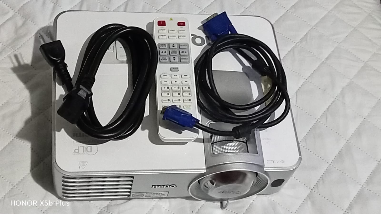 otros electronicos - vendo proyector Benq 4