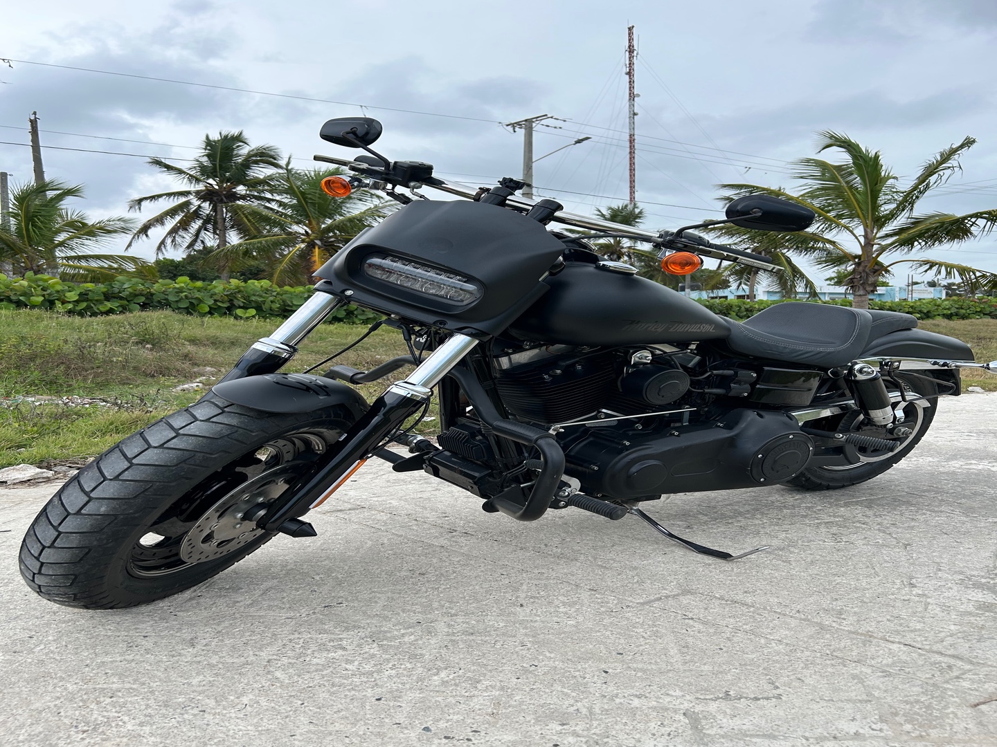 motores y pasolas - Harley Davidson Fat Bob año 2017 3