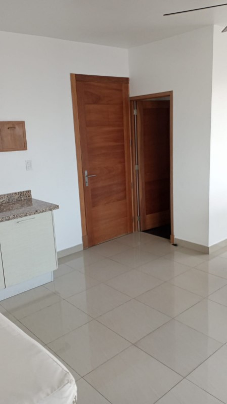 apartamentos - Rento Apto nuevo amueblado full en Evaristo Morales,  incluye Mant 3