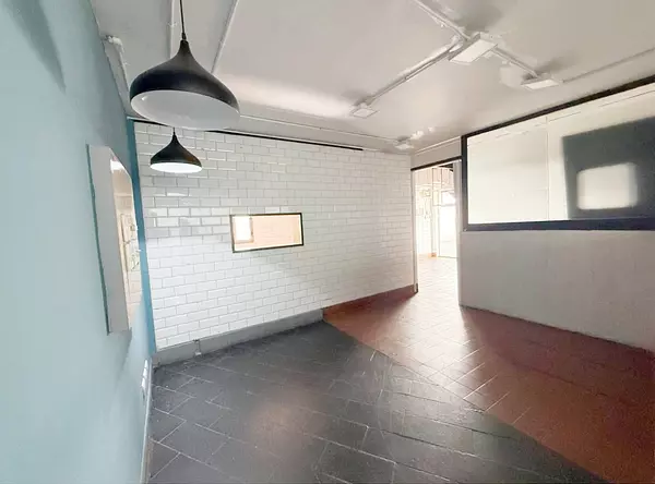 oficinas y locales comerciales - Local céntrico en ensanche Naco 8