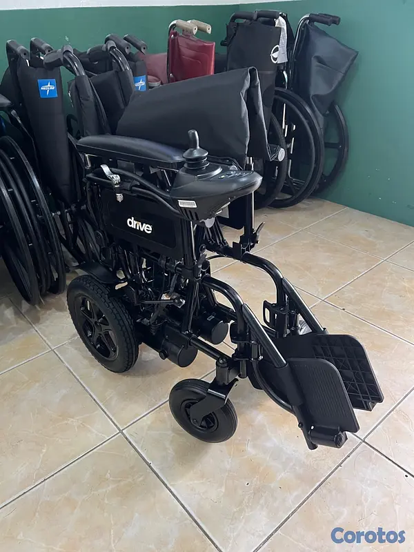 Salud y Equipamiento Médico - Sillas de rueda electrica 2