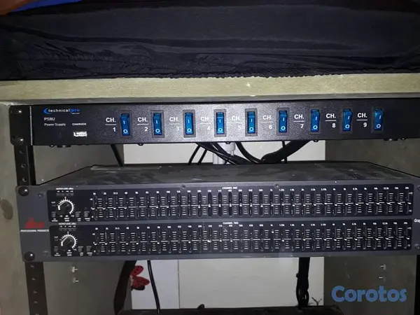accesorios para electronica - Regleta para Rack 9U 2
