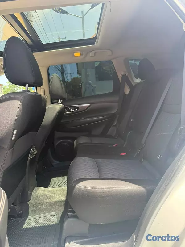 jeepetas y camionetas - Nissan Rogue SV AWD Panorámica  2020 8