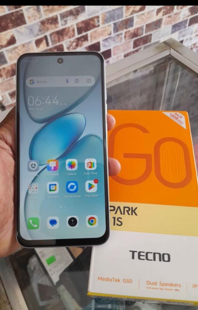 celulares y tabletas - Tecno Spark  1