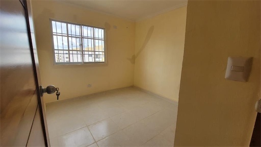 apartamentos - Venta de apartamento 4to nivel en la autopista de san Isidro con 2 parqueos  3