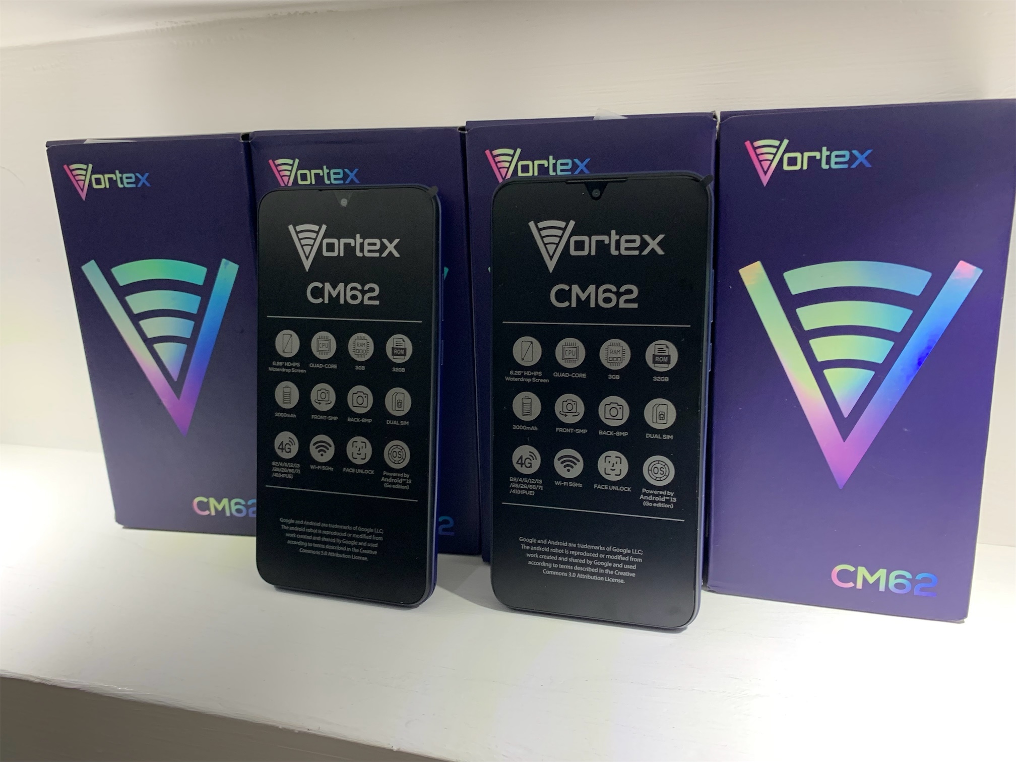 celulares y tabletas - VORTEX CM 62 