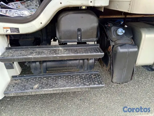 camiones y vehiculos pesados - SE VENDE FREIGTHLINER M2 106 2015 19