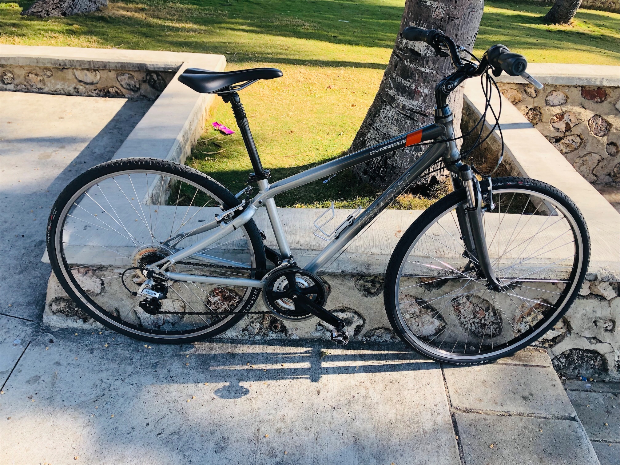 bicicletas y accesorios - ✅Bicicleta Giant Ruta 
✅Cuadro L
✅Size 16
✅Gomas 700/32  27.5
✅Gomas con 95%