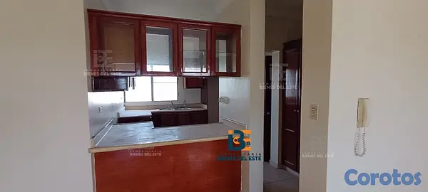 apartamentos - SE VENDE  Apartamento en LAS ROCAS, Miramar 9