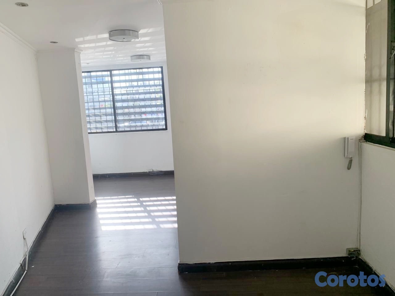 oficinas y locales comerciales - Local comercial en el Millon  2