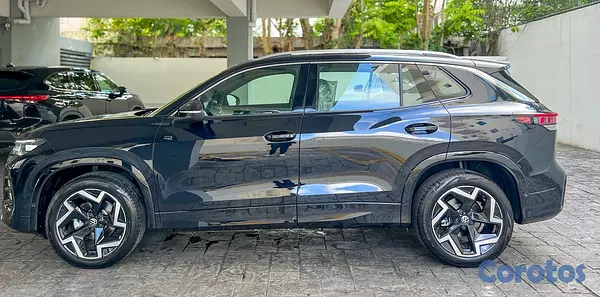 jeepetas y camionetas - Volkswagen Tiguan R Design 2026 7
