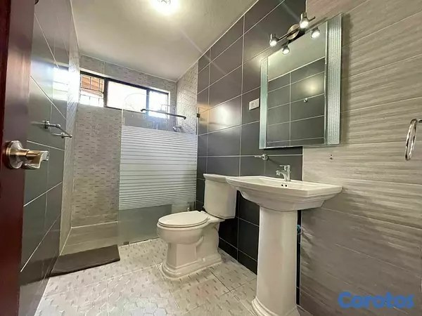 casas - Excelente Residencia en Las Américas Los Corales  9