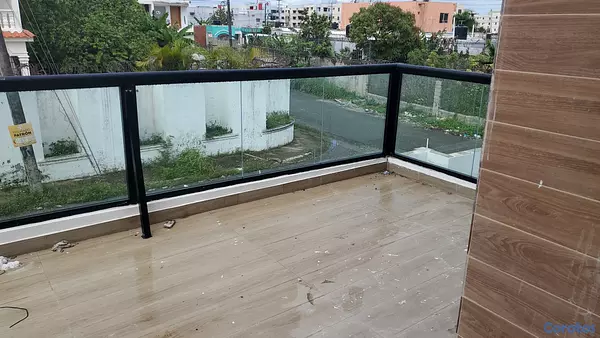 casas - Casa con patio en Prado Oriental, Aut. San Isidro  5