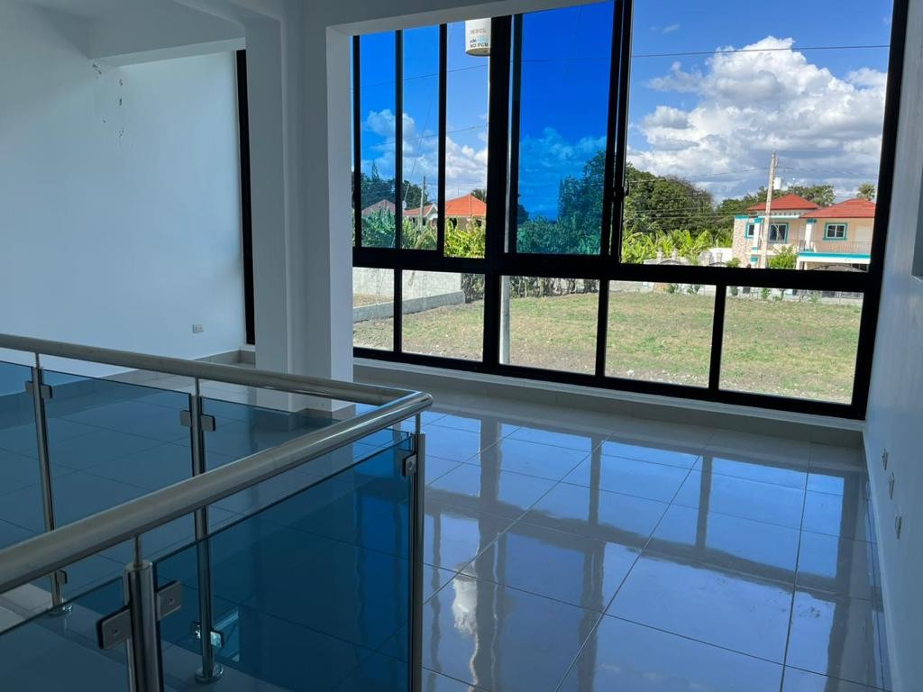 casas - Casa  2 niveles con piscina en Guayabal en santiago de los caballeros  2
