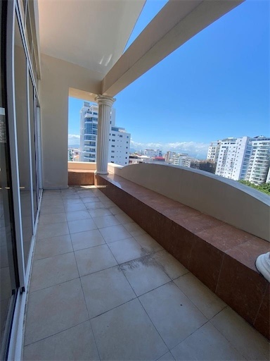 apartamentos - Venta de penthouse de 600mts cerca de los cacicazgos Distrito Nacional  9
