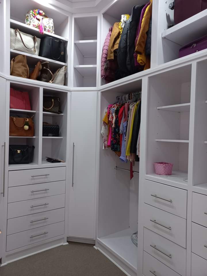 muebles y colchones - Closet moderno 