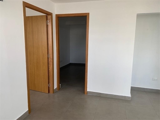oficinas y locales comerciales - De oportunidad local de 50m en 750 usd 4