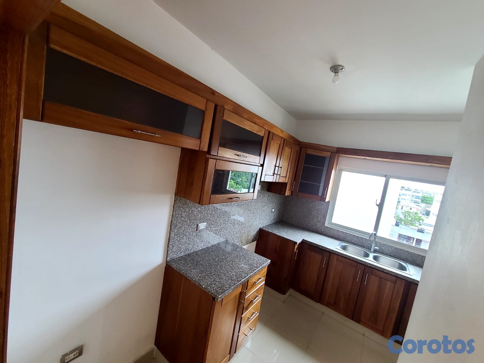 apartamentos - Alquiló los Prados piso 5 con ascensor derecho a t 9