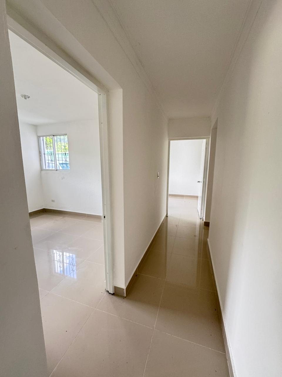 apartamentos -  CASA EN VENTA EN URBANIZACIÓN EN SANTIAGO. 3