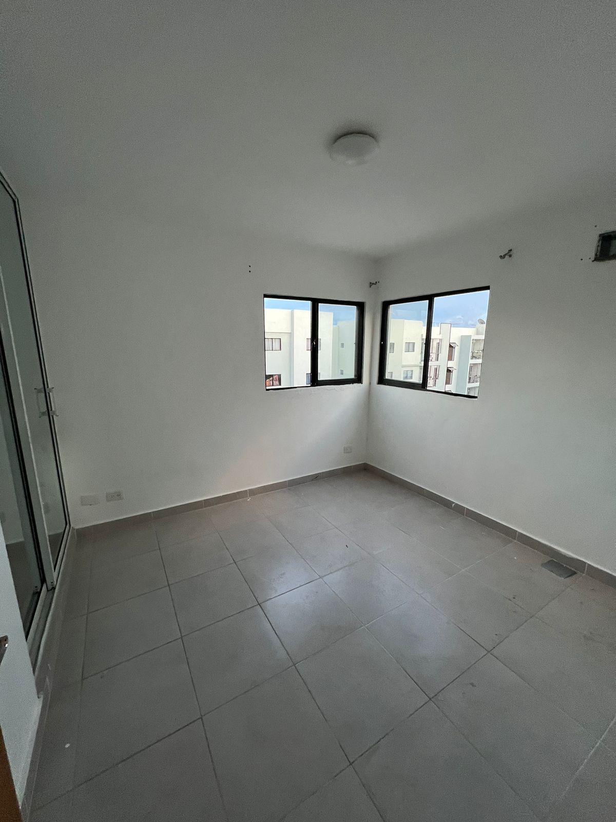 apartamentos - APARTAMENTOS EN VENTA EN LOS RIELES DE GURABO 7