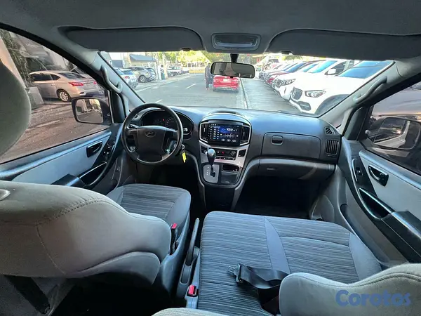 jeepetas y camionetas - HYUNDAI H1 2020 COMO NUEVA 8