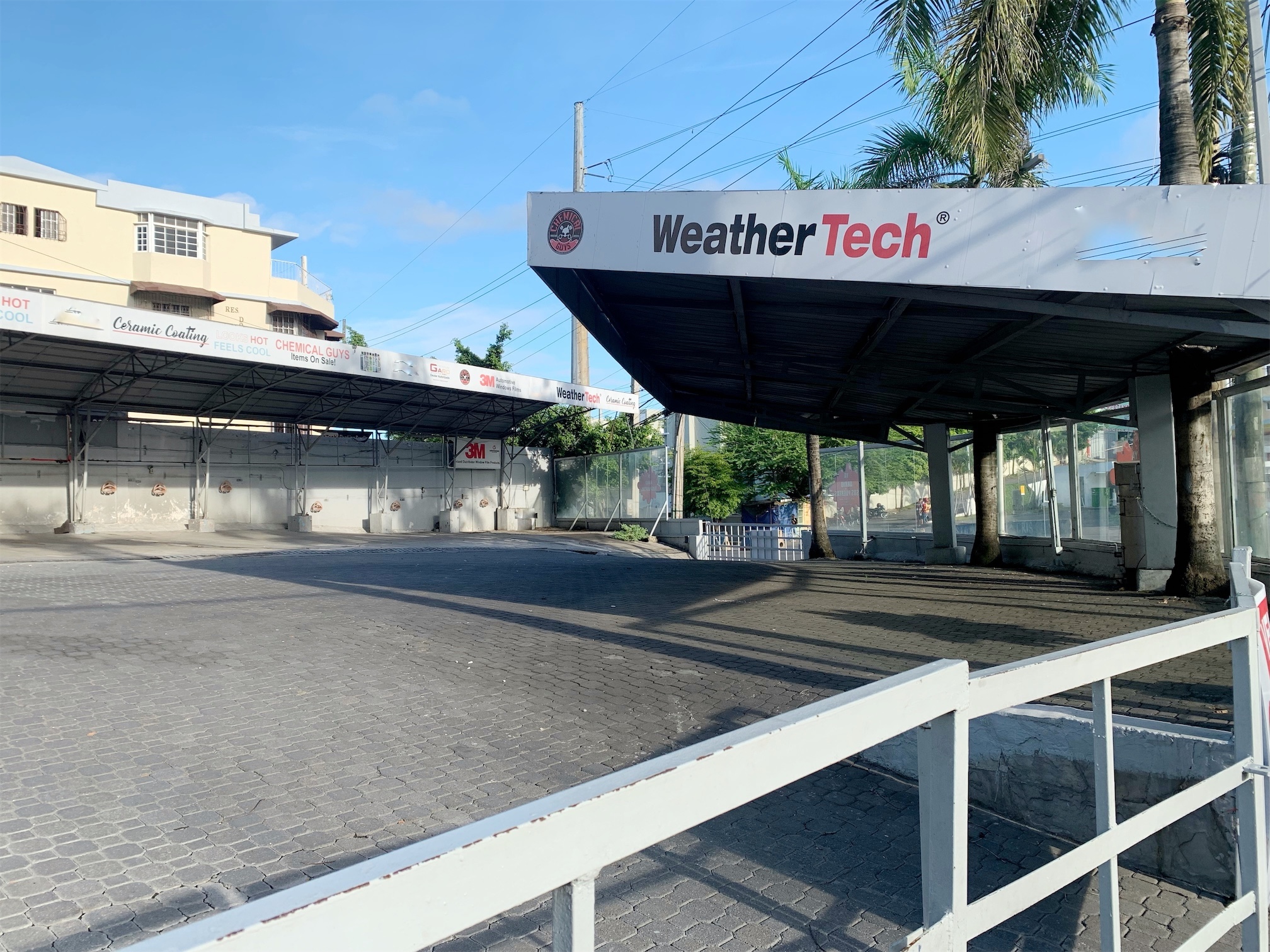 oficinas y locales comerciales - De oportunidad esquinero en arroyo hondo 7
