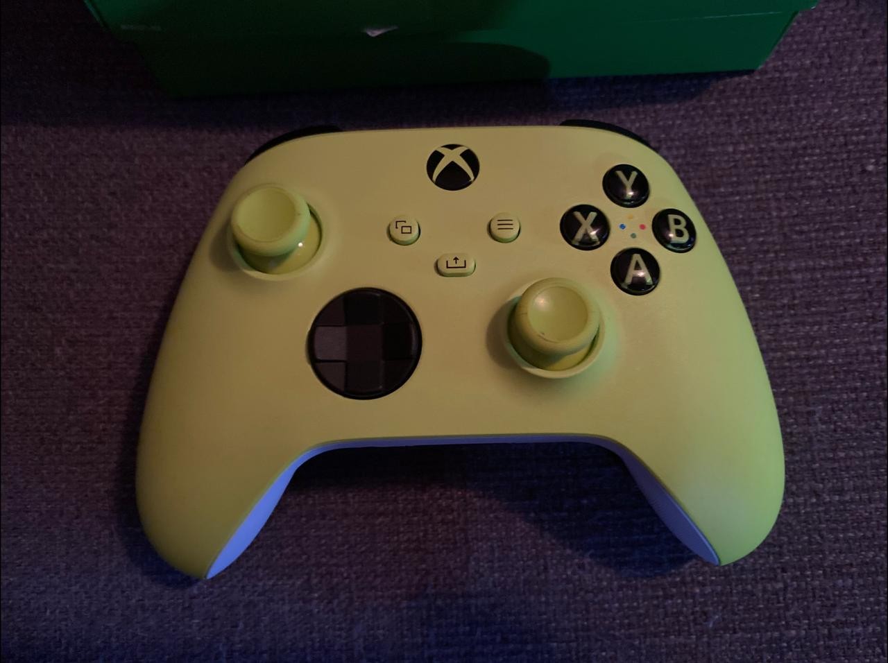 consolas y videojuegos - Control de Xbox (verde)