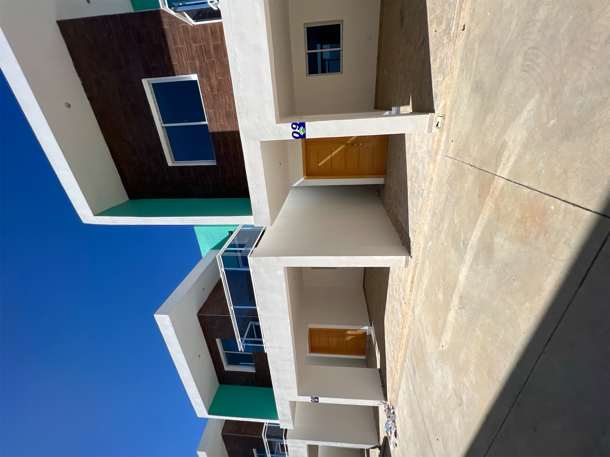 casas - Venta de casa en proyecto cerrado con piscina en la autopista de san Isidro