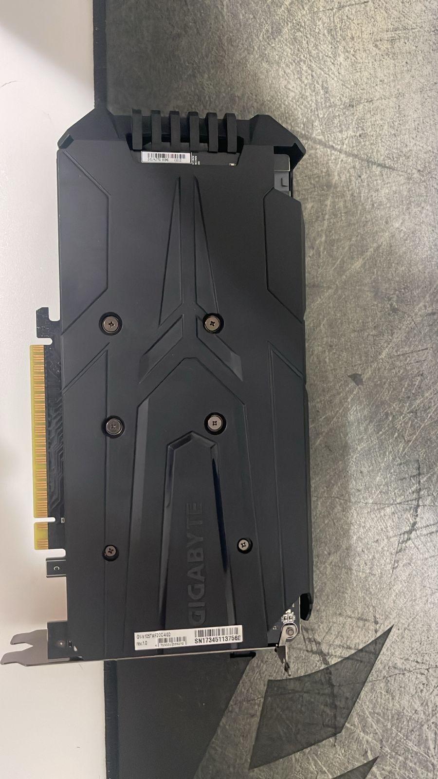 accesorios para electronica - GIGABYTE NVIDIA GTX 1050 Ti  2