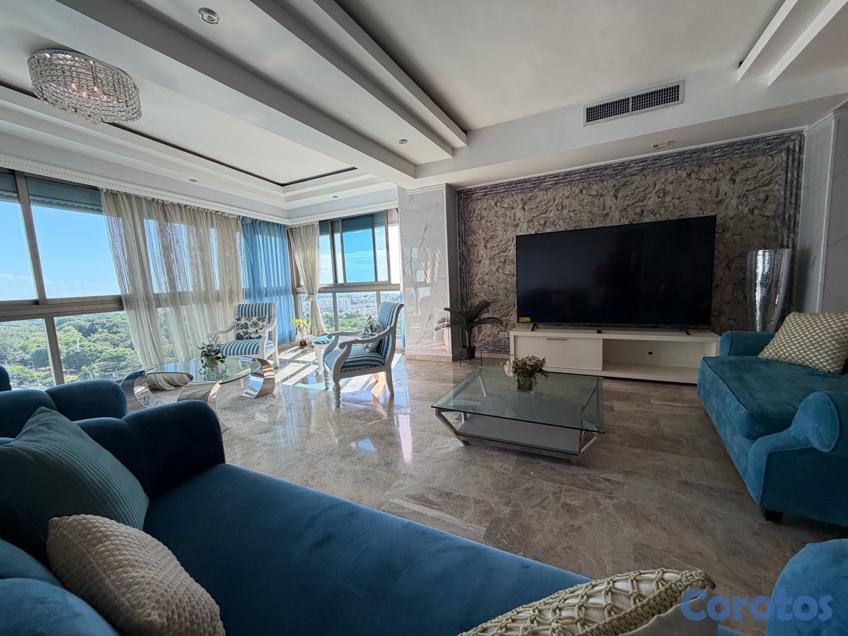 apartamentos - vendo los cacicazgos piso 12 próximo a la anacaona tres hab con baño tres parque 3