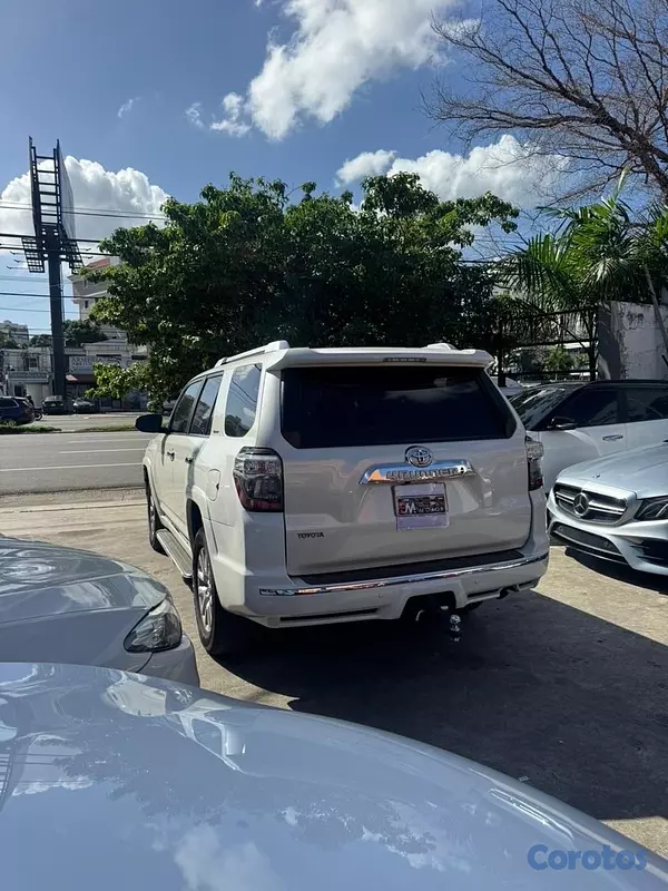 jeepetas y camionetas - Toyota 4Runner Limited 2023 8