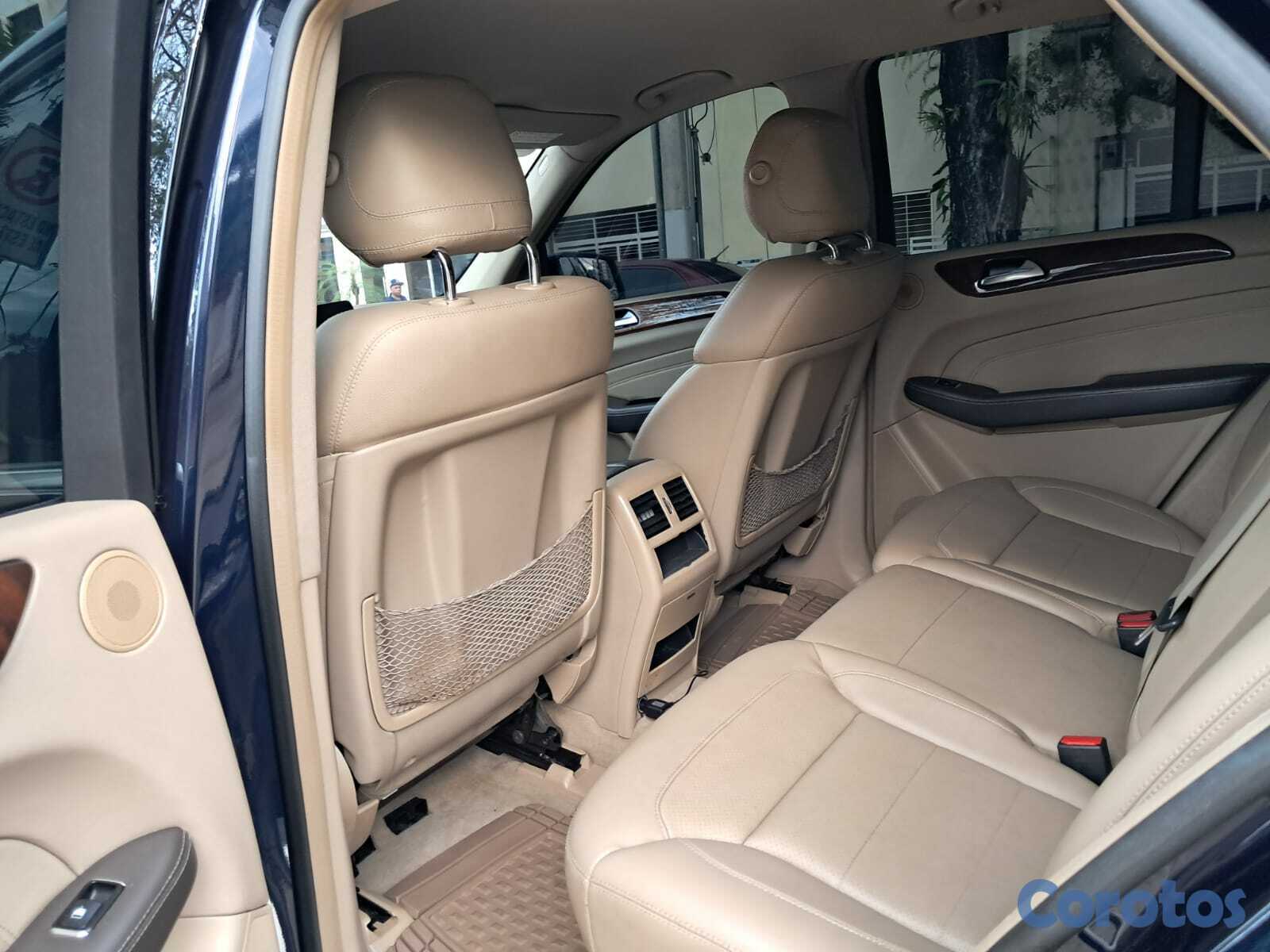 jeepetas y camionetas - jep. mercedes benz ml300 como nueva nueva, hermosa bien cuidada año 2013 2