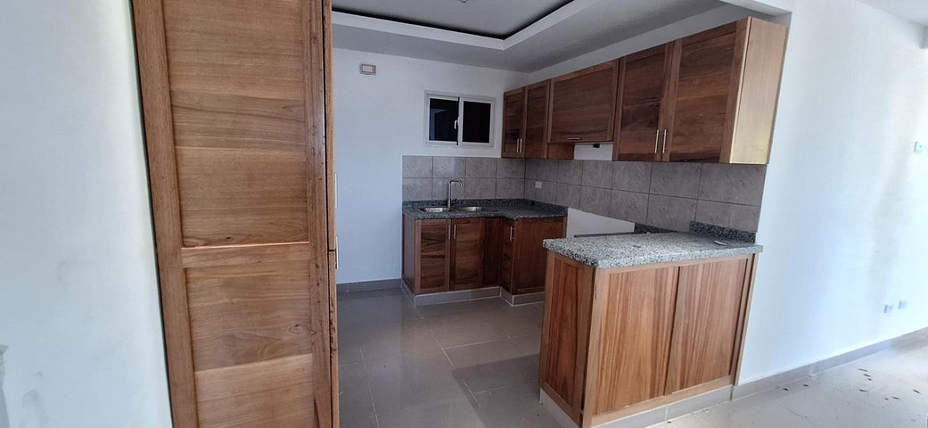 apartamentos - Apartamento en venta Los Tres Ojos #24-1867 tres dormitorios, piso bajo, 2 ptos. 5