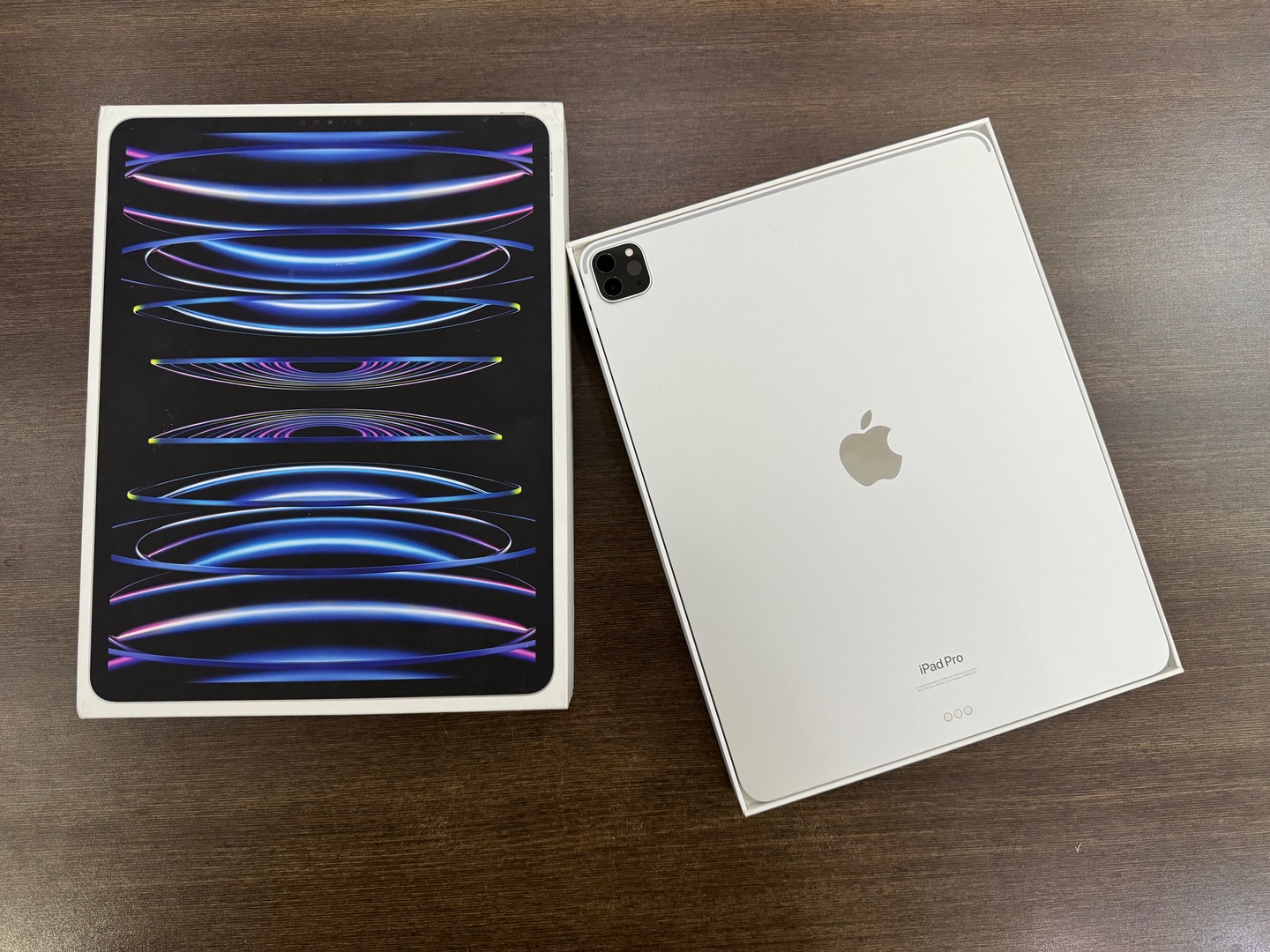 celulares y tabletas - iPad Pro 12.9 inch 256GB SSD,M2 Apple Chip, 8GB RAM, Impecable Silver
