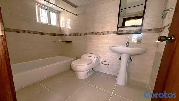 apartamentos - Apartamento en Venta en Evaristo Morales con 2 Parqueos Amplios 6