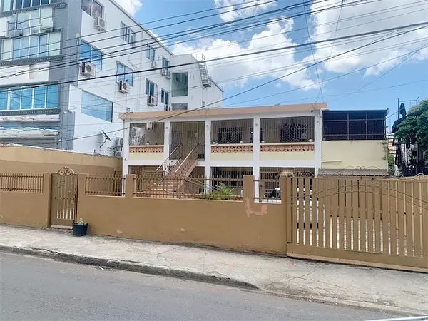casas - Excelente propiedad en venta  2