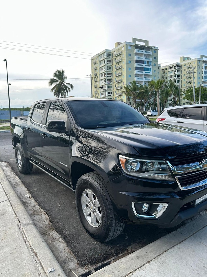 jeepetas y camionetas - CHEVROLET COLORADO 2018 V6 *NUEVA* 1